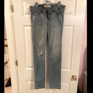 Hollister women’s light blue skinny jeans